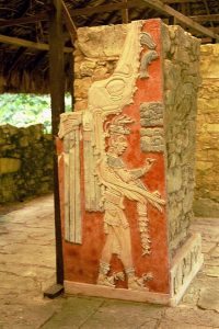 Palenque-i lelet – A Vörös Királynő sírja – i. sz. 600-700 körül. 